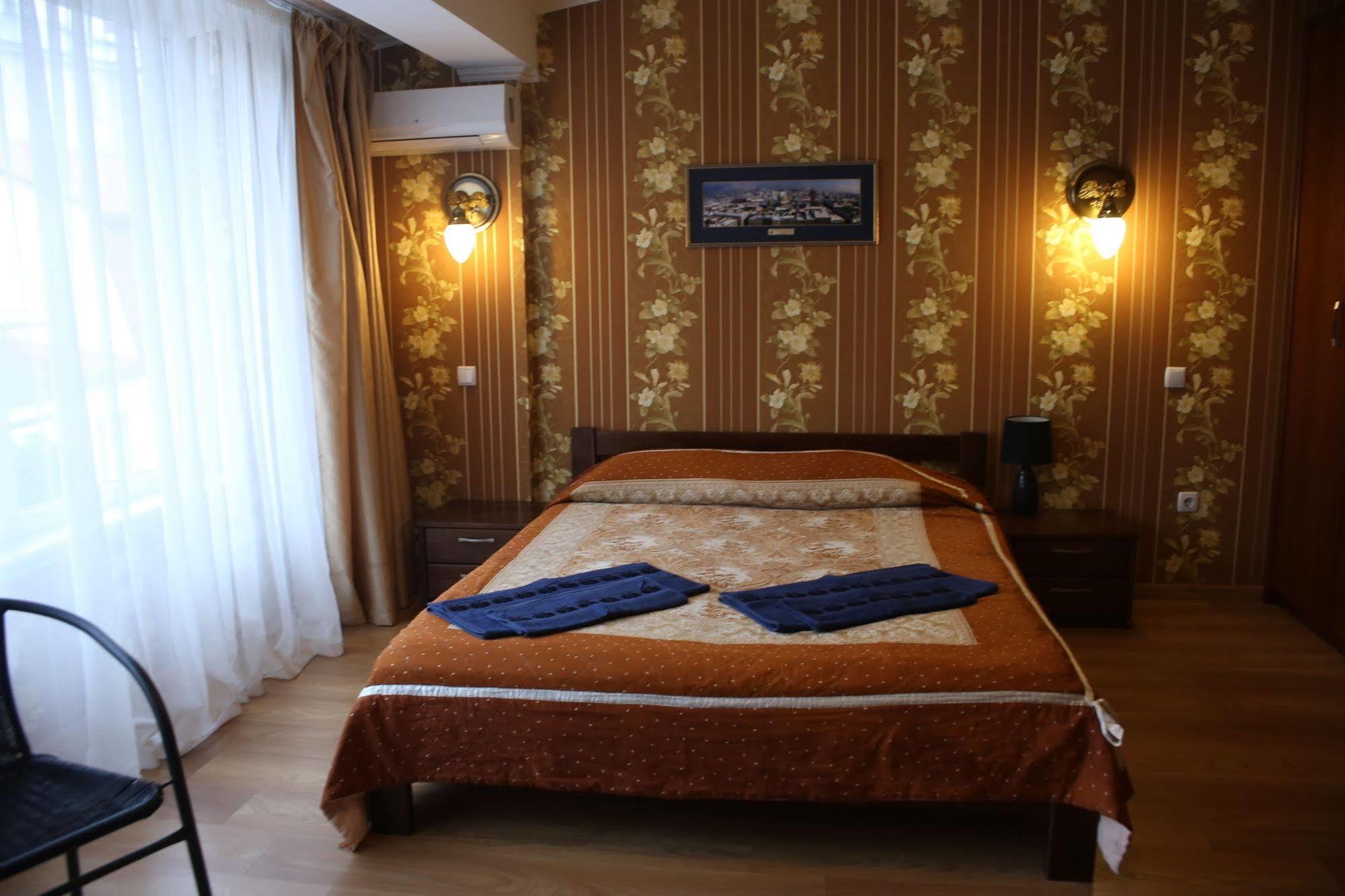 Hotel Plazma Lviv Eksteriør billede